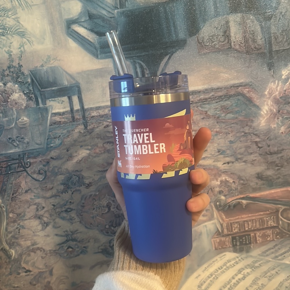 Stanley Wild Imagination Quencher Tumbler 14oz. Color- Iris Cub - Picture 5 of 6